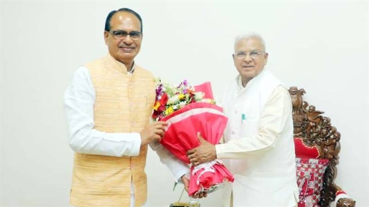 राज्यपाल श्री पटेल को मुख्यमंत्री श्री चौहान ने दी जन्म-दिन की बधाई